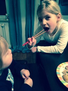 Kann man (mit Stäbchen) essen.