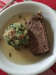 Der Tag danach: Variation mit Spinatknödel.