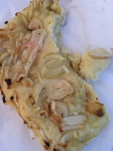 Strandgut 2: Focaccia alle cipolle. 
